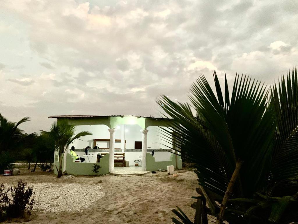 Bosofet Beach And Creek Lodge Sanyang Bagian luar foto