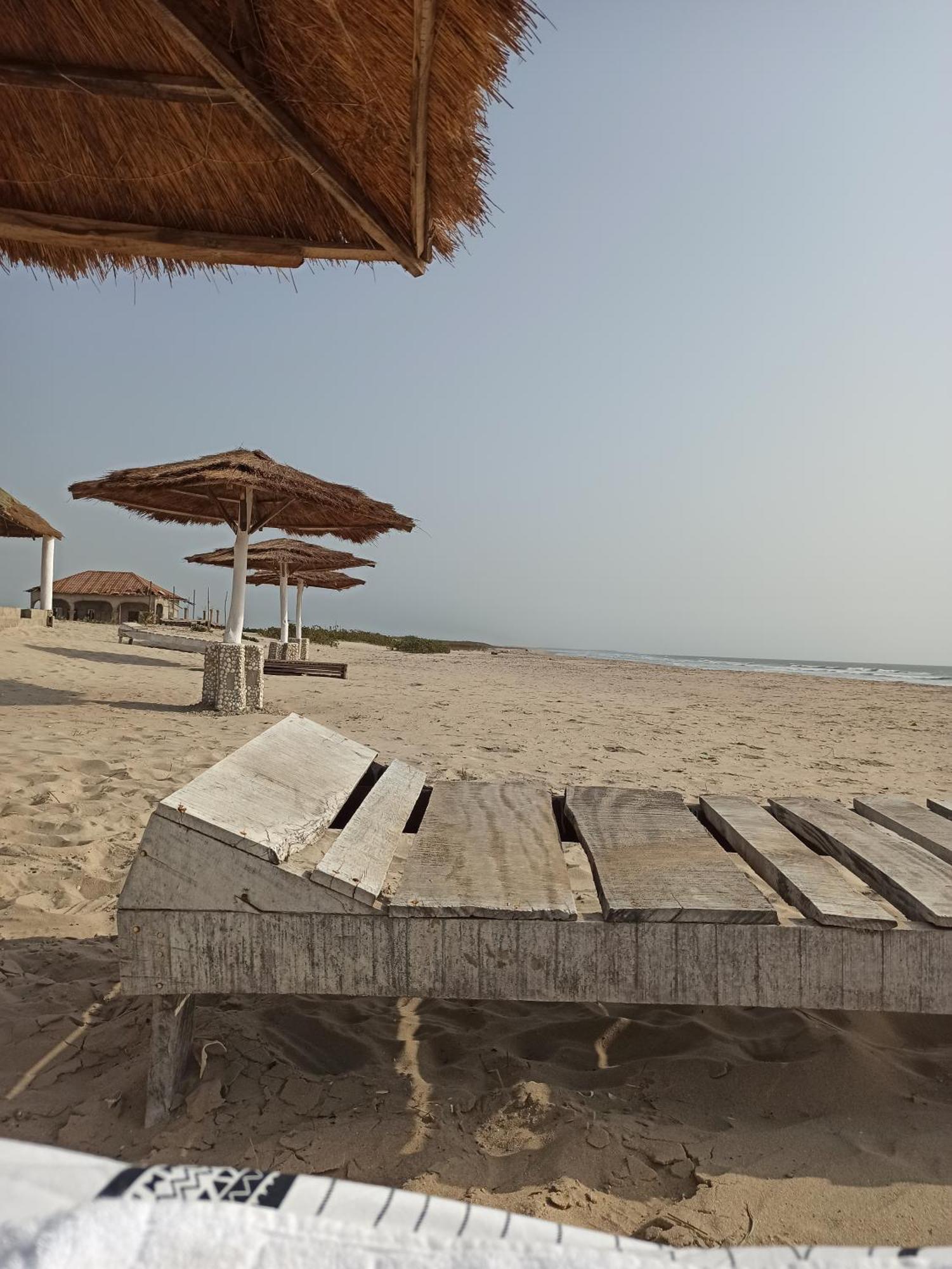 Bosofet Beach And Creek Lodge Sanyang Bagian luar foto