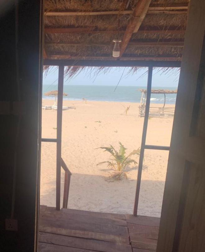 Bosofet Beach And Creek Lodge Sanyang Bagian luar foto