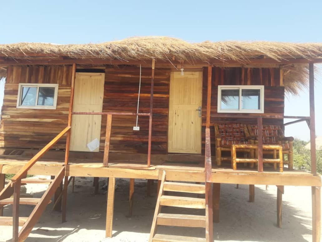 Bosofet Beach And Creek Lodge Sanyang Bagian luar foto